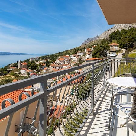 Apartments With A Parking Space Mimice, Omis - 2805 المظهر الخارجي الصورة