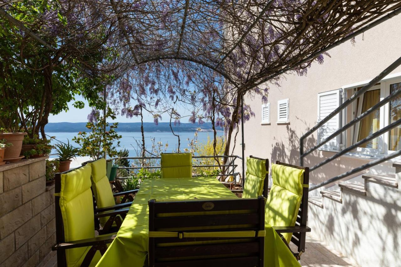Apartments With A Parking Space Mimice, Omis - 2805 المظهر الخارجي الصورة